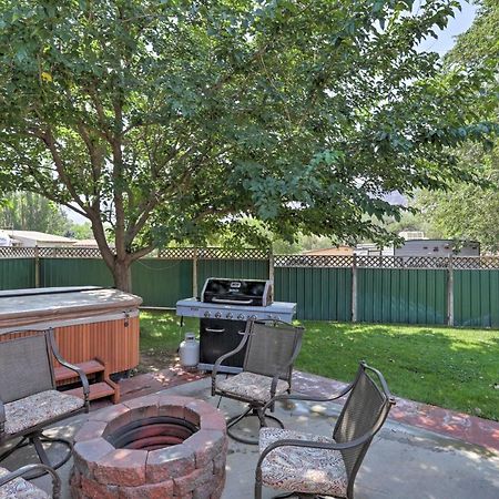 Red Rock Rambler Moab Home With Hot Tub And Views! Extérieur photo