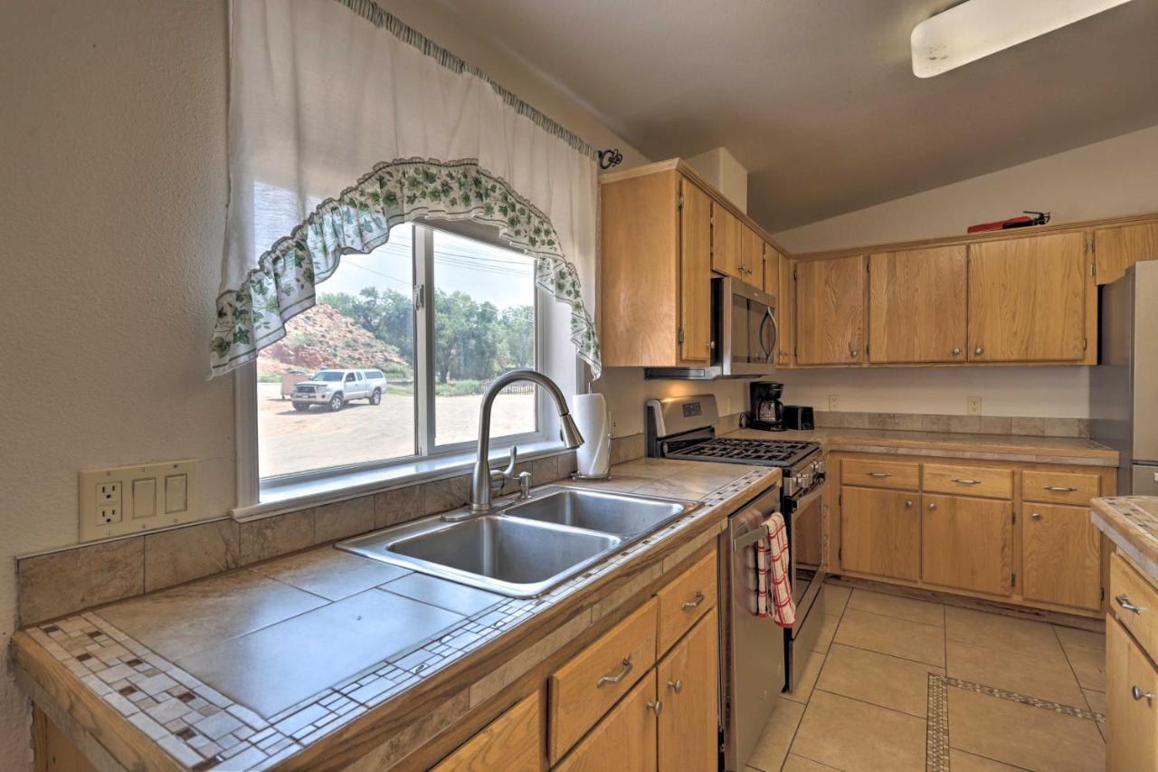 Red Rock Rambler Moab Home With Hot Tub And Views! Extérieur photo