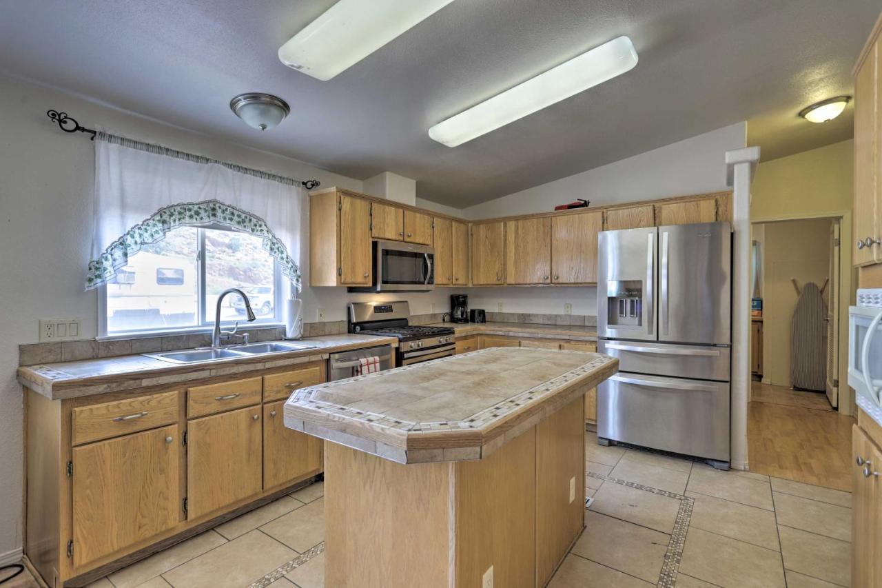 Red Rock Rambler Moab Home With Hot Tub And Views! Extérieur photo